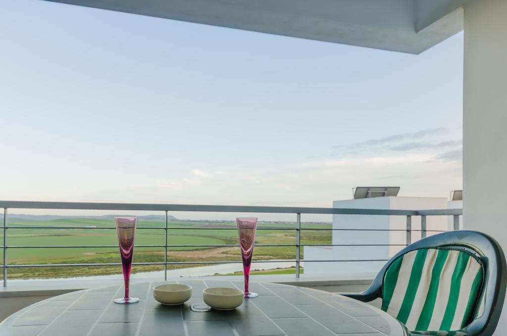 Apartamentos Mas Conil Conil De La Frontera Rum bild